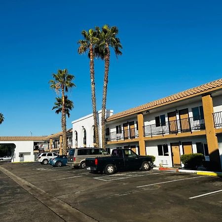 Casa Blanca Express & Suites Cypress Buena Park - Anaheim Area Exteriör bild