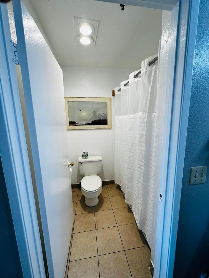 Casa Blanca Express & Suites Cypress Buena Park - Anaheim Area Exteriör bild