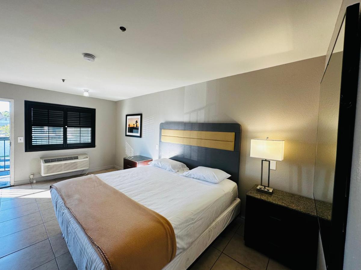 Casa Blanca Express & Suites Cypress Buena Park - Anaheim Area Exteriör bild